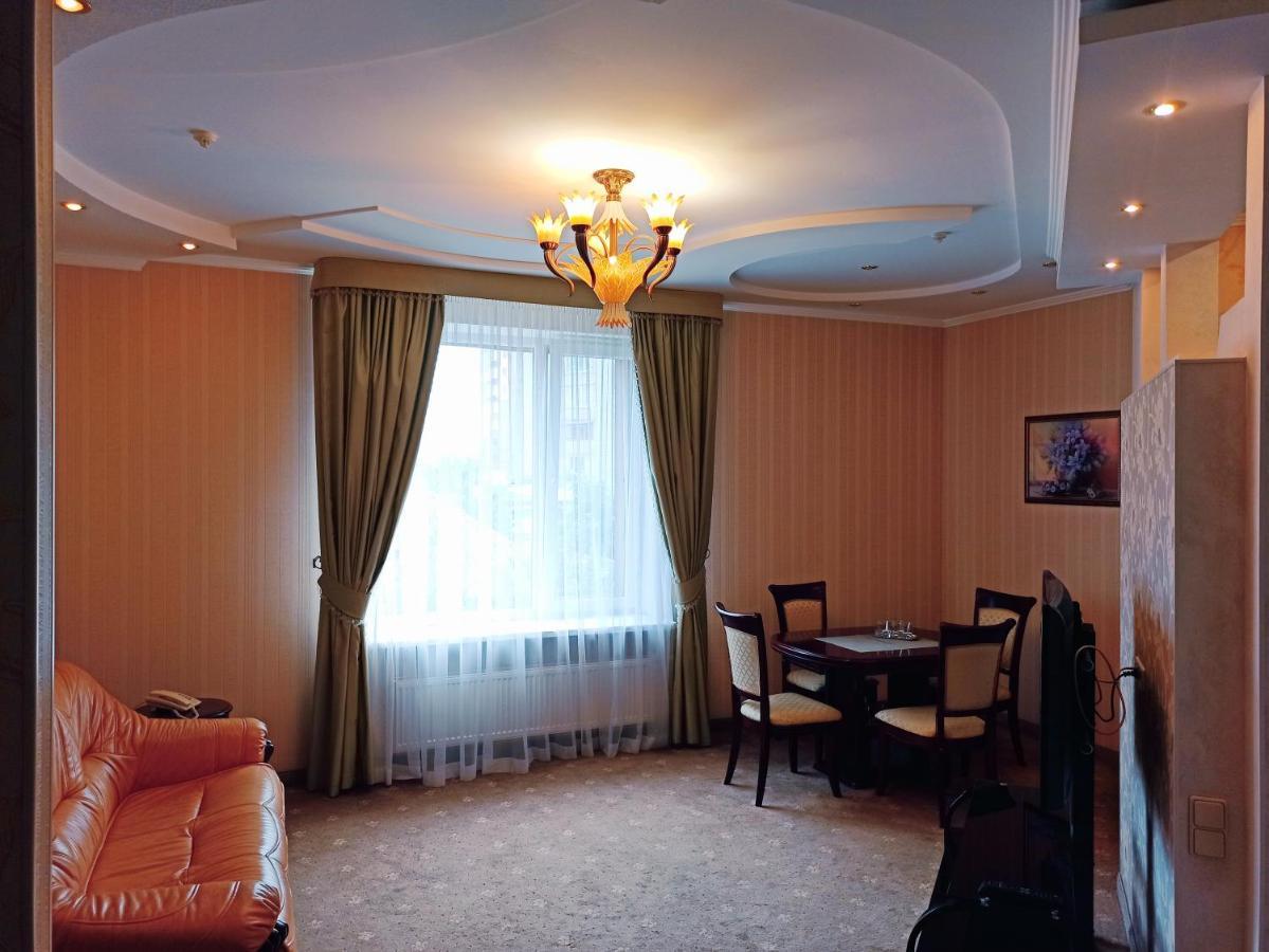 Hotel Status Vinnytsia Extérieur photo