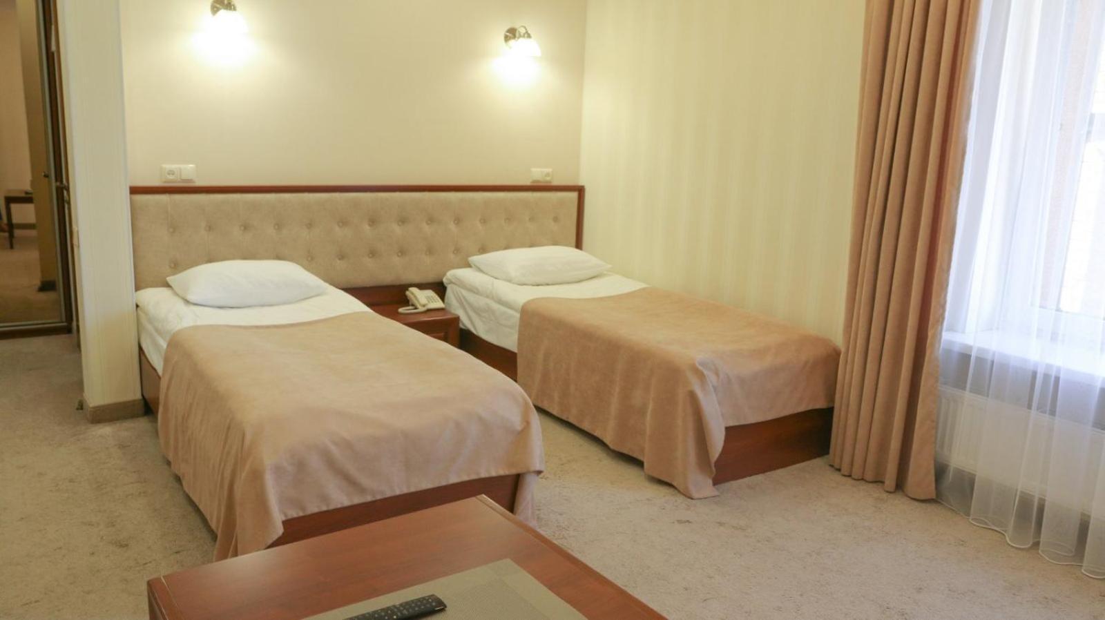 Hotel Status Vinnytsia Extérieur photo