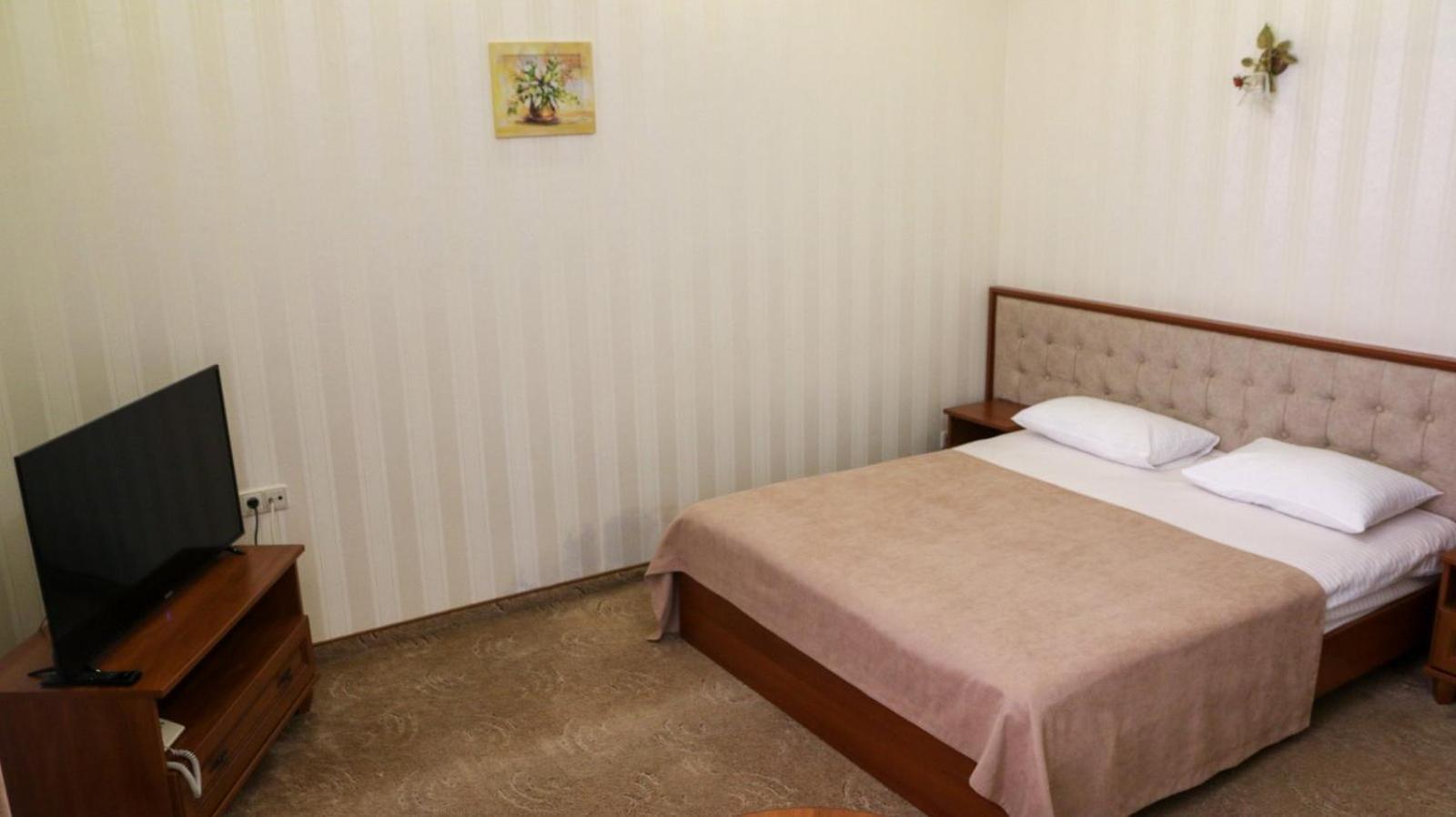 Hotel Status Vinnytsia Extérieur photo